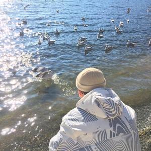 娇妻第一次找单男拍摄
